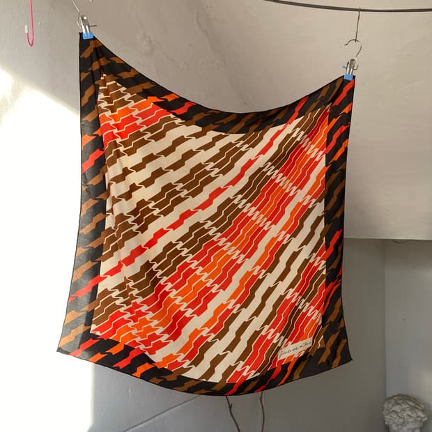 레트로 에스닉 그래픽 스카프