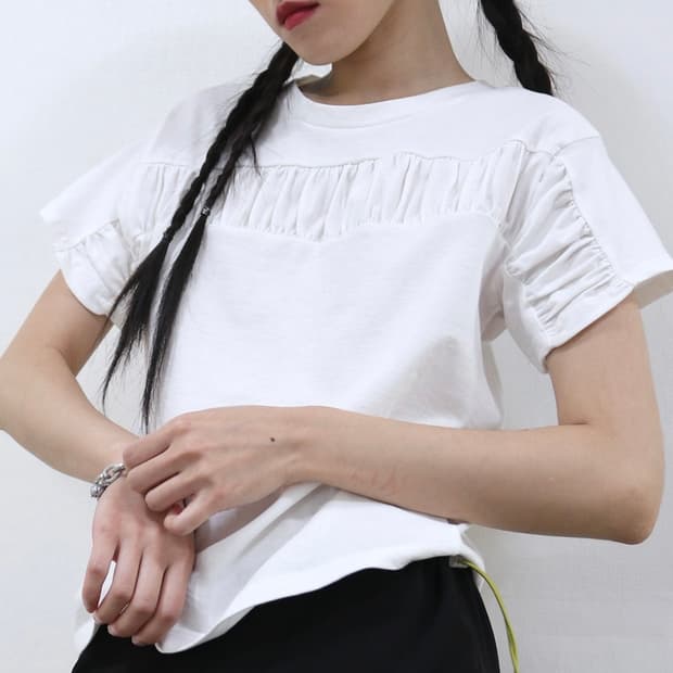 sakk Curtain top in white