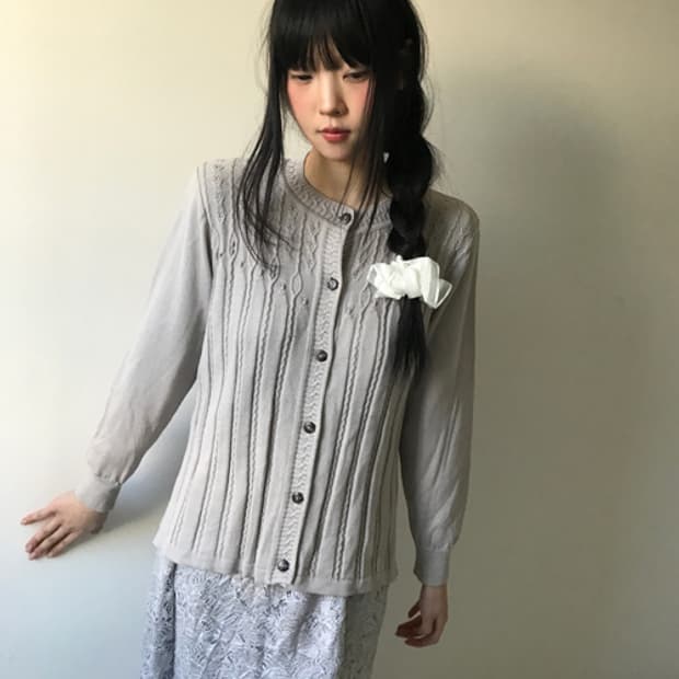 Vintage embroidery punching cardigan
