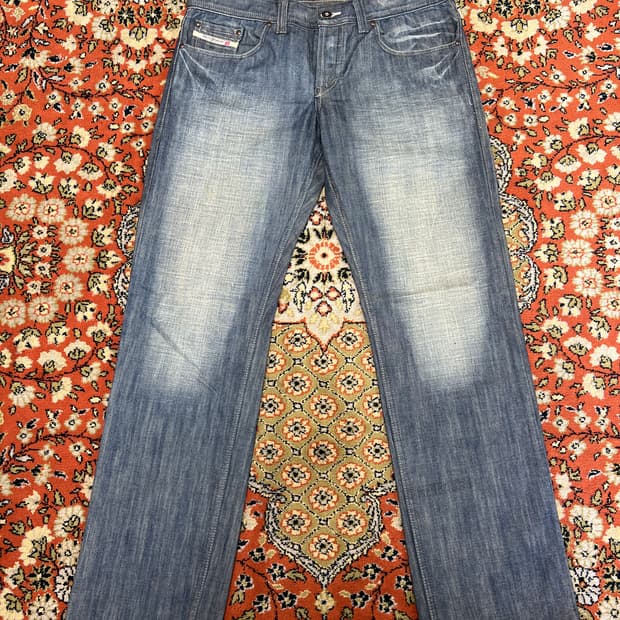 [33] DIESEL 디젤 그레이쉬 스트레이트 데님팬츠