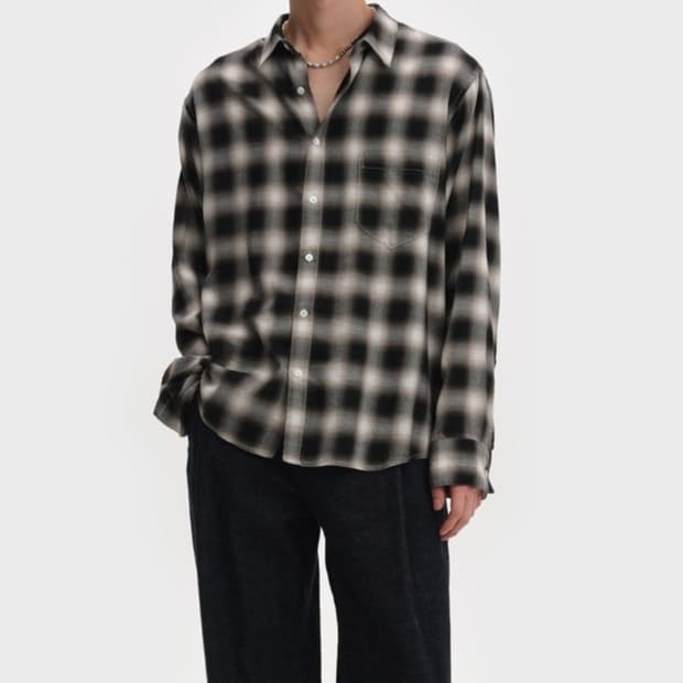 [L]벨리에 치코 셔츠 헤이즈 블랙