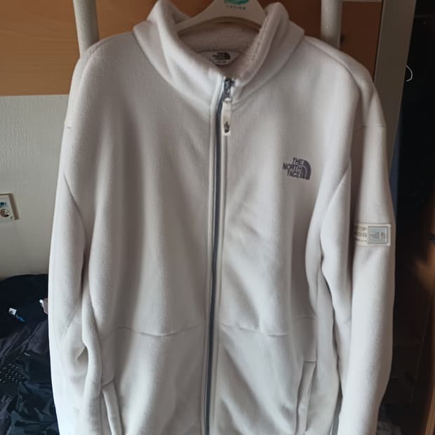 노스페이스 아이보리 후리스