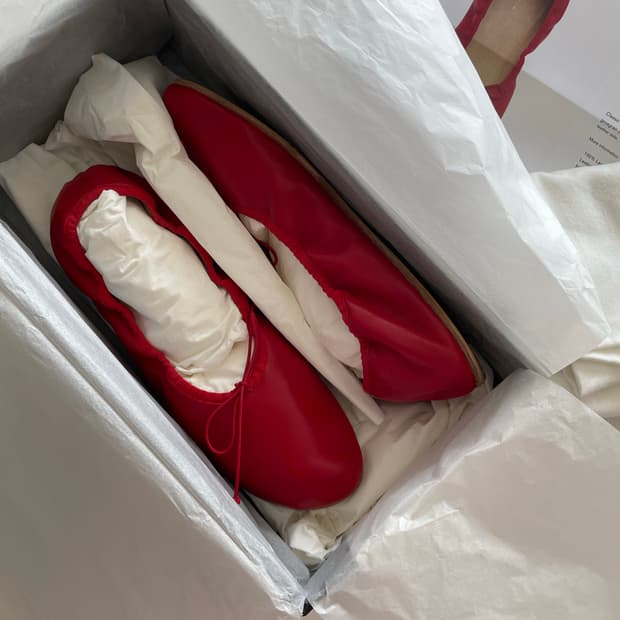 더로우 레드 발레리나 플랫 슈즈 39사이즈 제니 신발