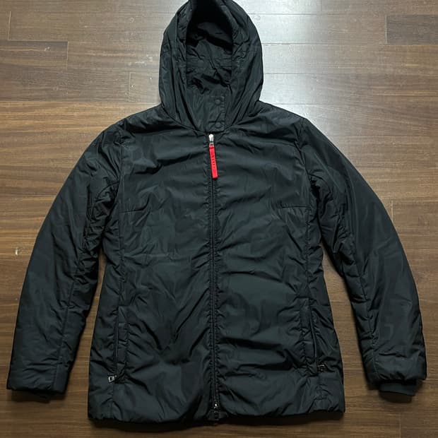 프라다 스포츠 후드 패딩 자켓 포코노