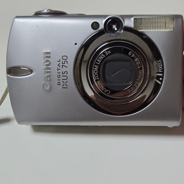 캐논 디지털 IXUS 750 실버 카메라
