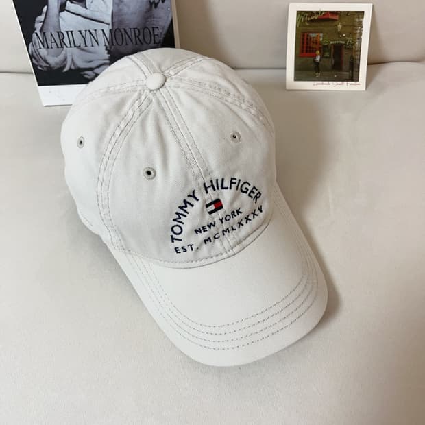 [정품] 타미 아이보리 아치형 로고 모자