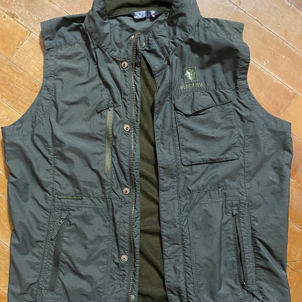 블랙야크 남성 카키 조끼 L
