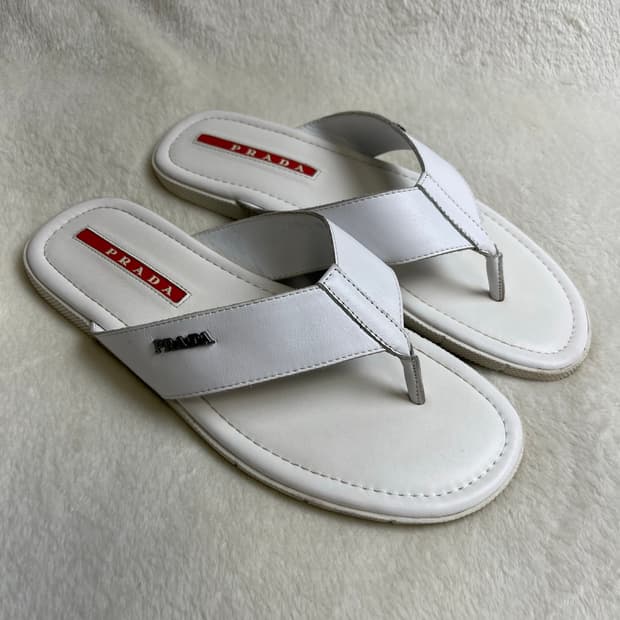 [270-280] 프라다 슬리퍼