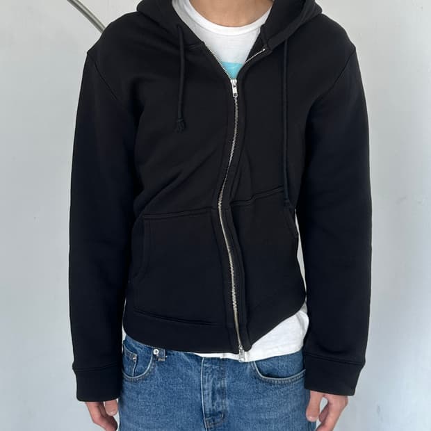 바퀘라 트위스티드 로즈 후드 집업