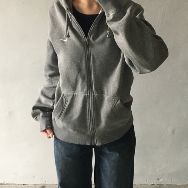 나이키 스우시 후드집업