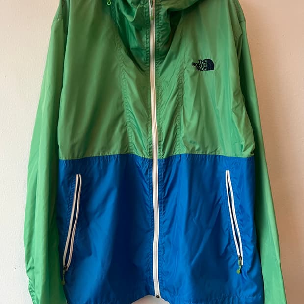 노스페이스 남성 그린블루 윈드브레이커 바람막이후드점퍼

