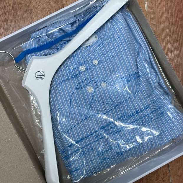 웨이비니스 차이나카라 셔츠 새상품 1사이즈