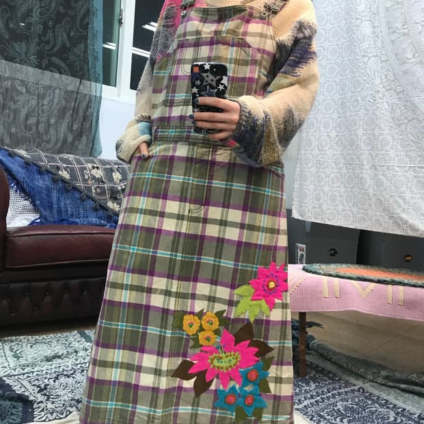 오일릴리 여성 패치 체크 멜빵스커트 