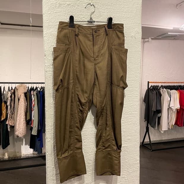 이세이미야케 카프리 팬츠