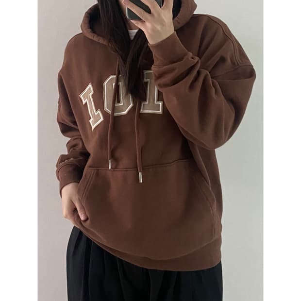 오아이오아이 후드티