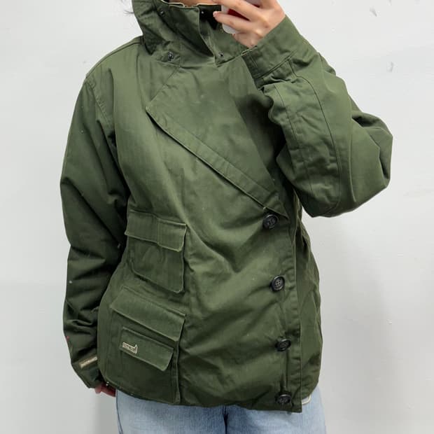 [M] 버튼 스노보드 재킷