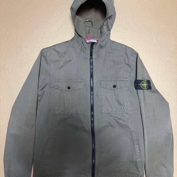 [사이즈 모름]스톤 아일랜드 가먼트 후드 자켓 카키