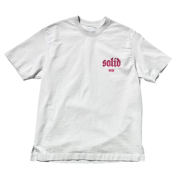 솔리드옴므 로고 자수 반팔 티셔츠