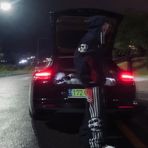 (양홍원착용) 2009 챔피언스리그 X 마드리드 리메이크 트랙팬츠