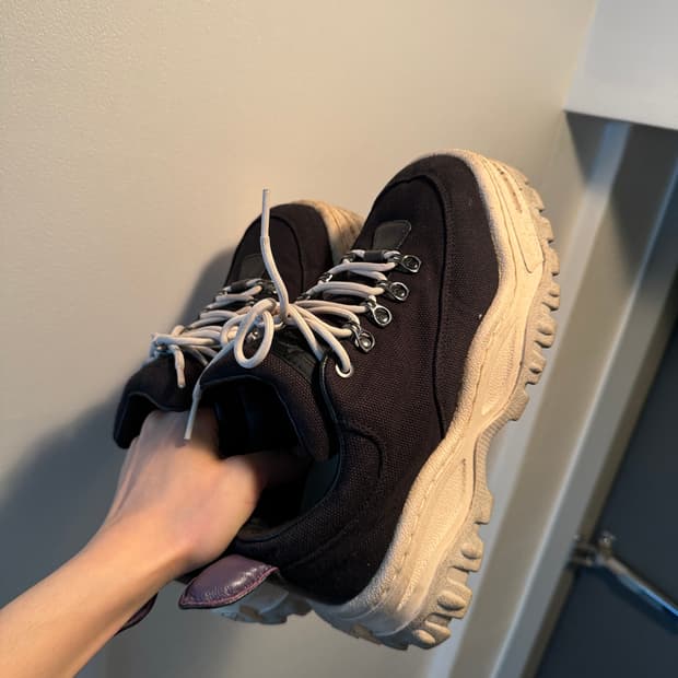 Eytys 이티스 블랙 스니커즈 250