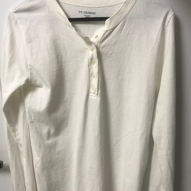 브랜디멜빌 헨리넥 롱슬리브 긴소매 화이트