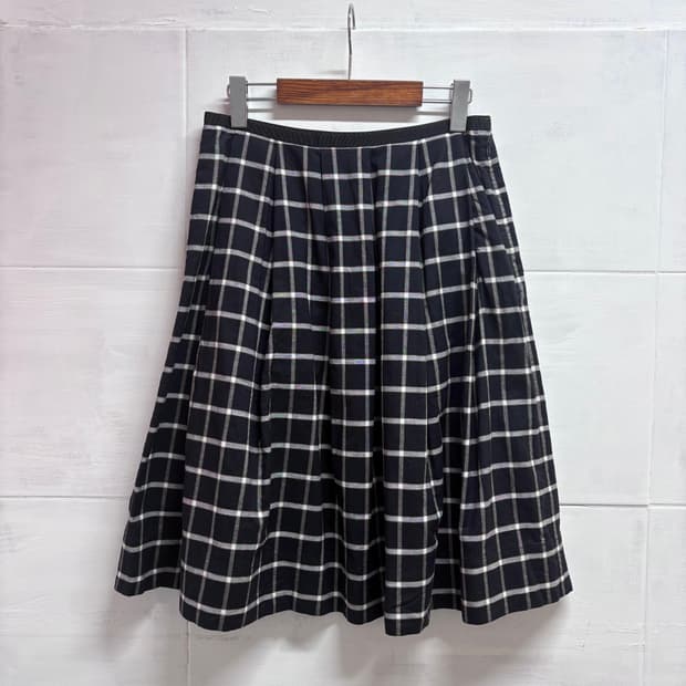 마가렛호웰 Margaret Howell 코튼 체크 주름 미디스커트 