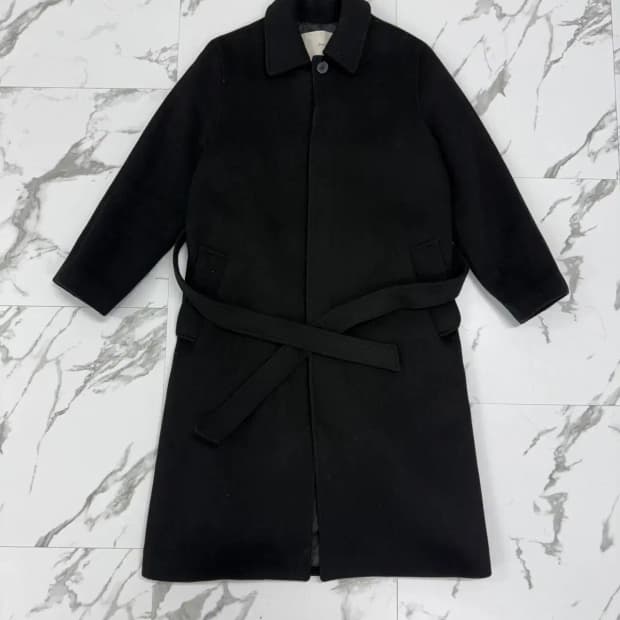 던스트 벨티드 맥코트