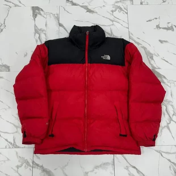 노스페이스 700 눕시 검빨 패딩