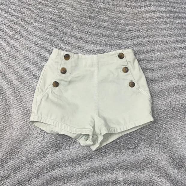 자라 버튼 데님 핫팬츠 24