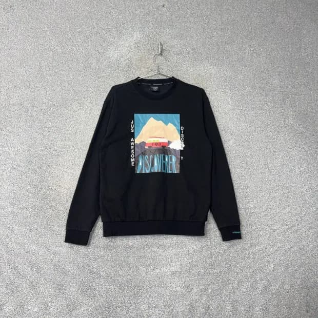 디스커버리 프린팅 맨투맨 90