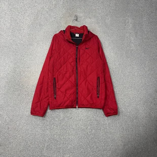 나이키 스톰핏 레드 로고 패딩 점퍼 M