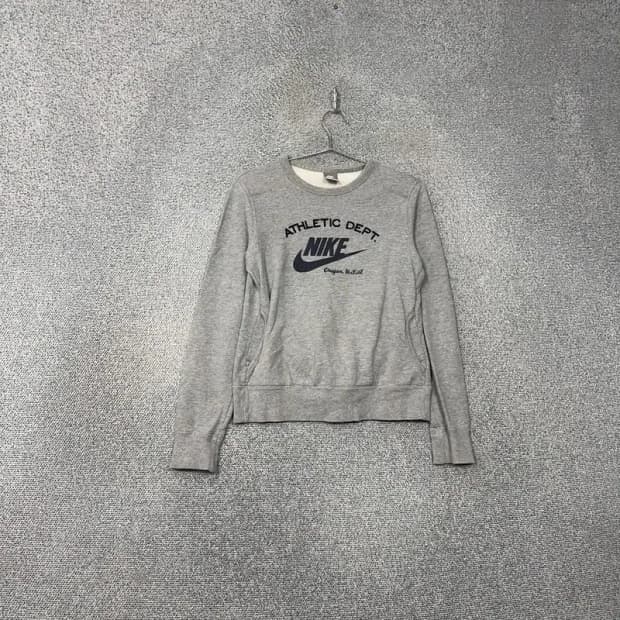 나이키 빅로고 프린팅 라이트 그레이 맨투맨 M