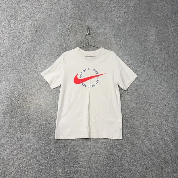 나이키 빅 스우시 로고 프린팅 화이트 반팔 티 XS