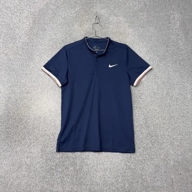 나이키 스우시 드라이핏 네이비 반팔 카라티 L