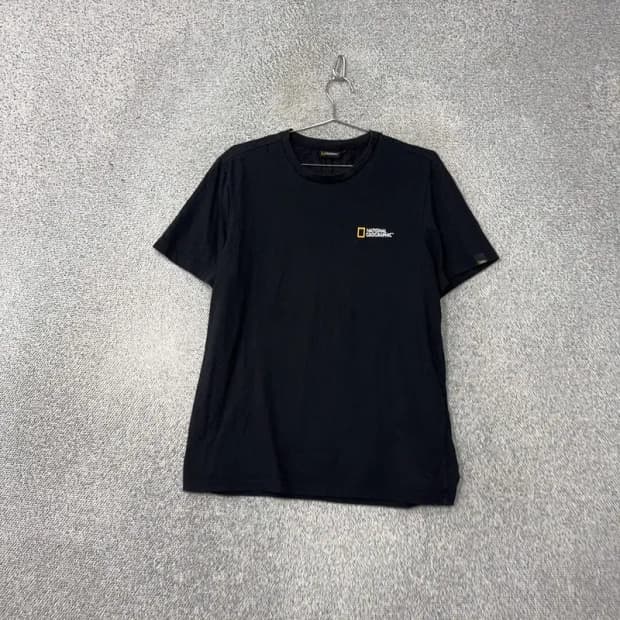 내셔널지오그래픽 캐주얼 로고 블랙 반팔티 XL