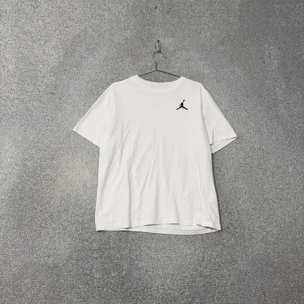 조던 화이트 로고 캐주얼 코튼 반팔티 XXL