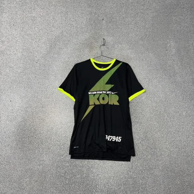 나이키 러닝 드라이핏 로고 프린팅 기능성 운동 반팔티 M