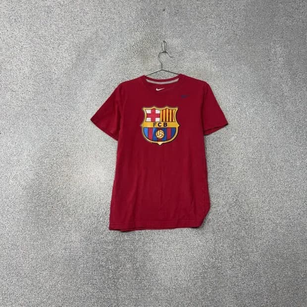 나이키 바르셀로나 프린팅 반팔티 L