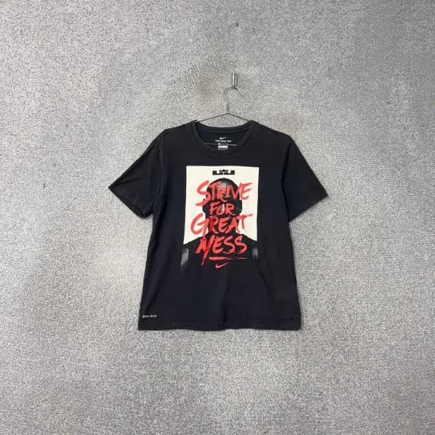 나이키 빈티지 프린팅 블랙 반팔 티 M