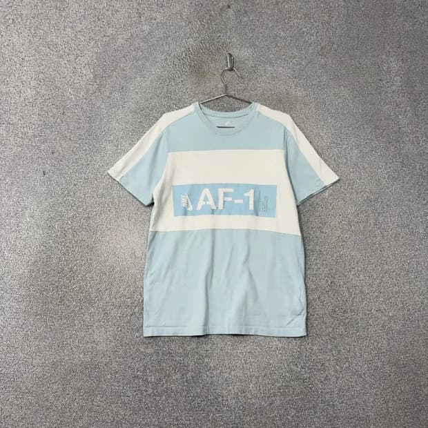나이키 AF-1 프린팅 라이트 블루 반팔 티 M