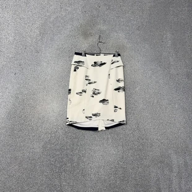 잇미샤 크림 패턴 클래식 스커트 67-88
