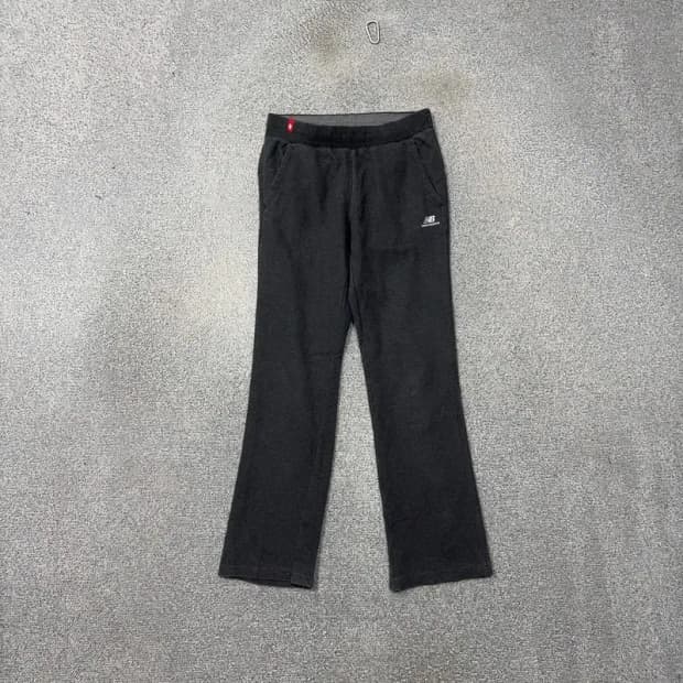 뉴발란스 그레이 로고 트레이닝 팬츠 75