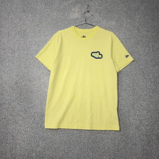 뉴에라 옐로우 프린팅 반팔 티 L