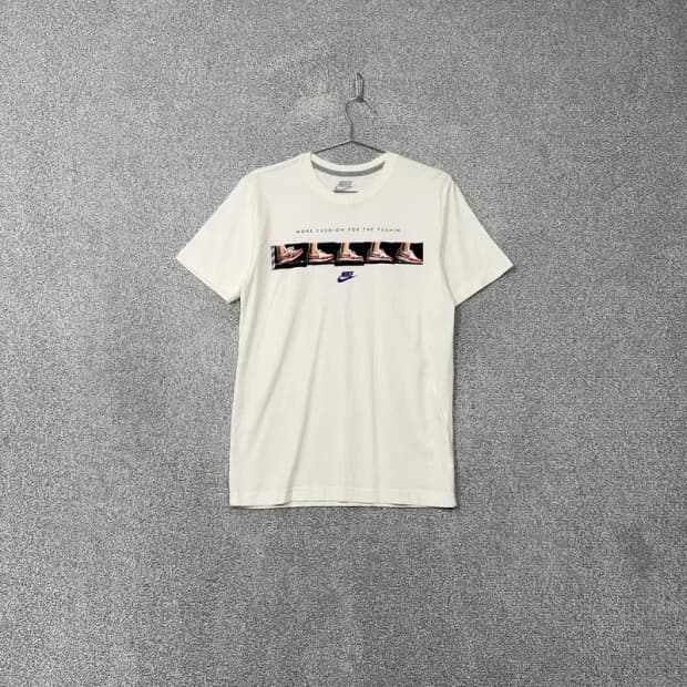 나이키 프린팅 로고 캐주얼 반팔 티 S