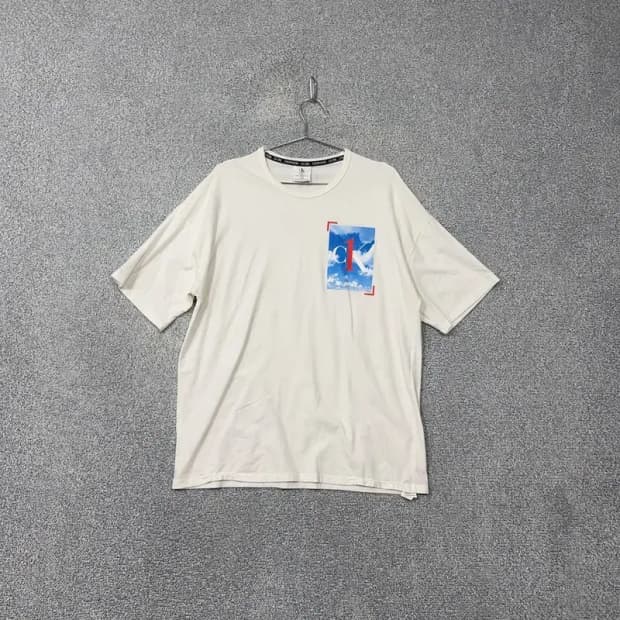 캘빈클라인 프린팅 로고 반팔 티 L/G