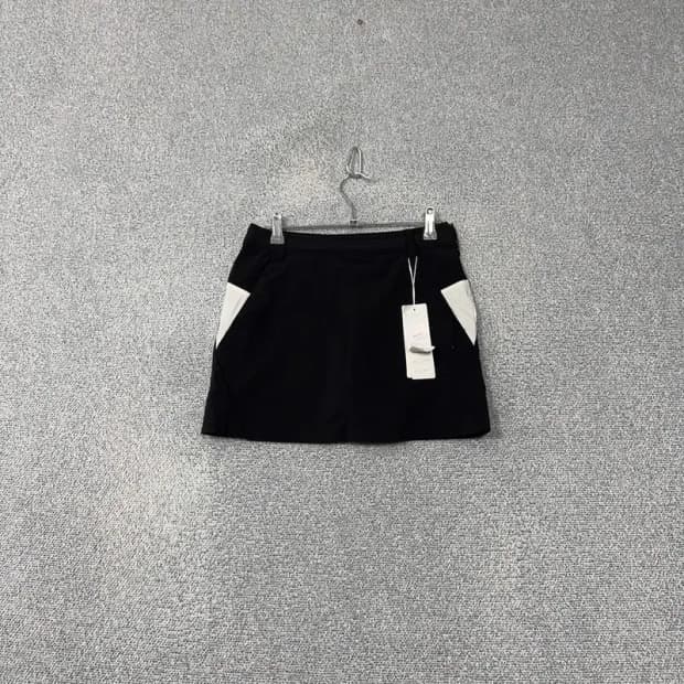 [새상품]테일러메이드 골프 기능성 블랙 미니스커트 J/XS