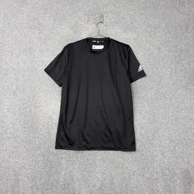 아디다스 블랙 로고 운동 기능성 반팔 티 L