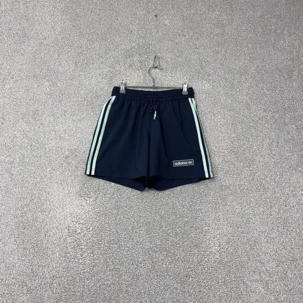 아디다스 네이비 로고 기능성 반바지 M