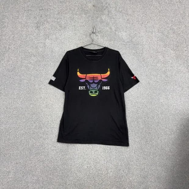 엔비에이 시카고 스 프린팅 블랙 반팔 티 L