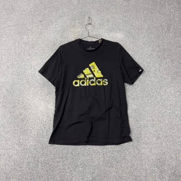 아디다스 프린팅 블랙 반팔 티 M